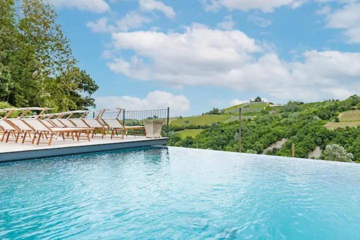 Tenuta Miranda Cassinasco Bagian luar foto